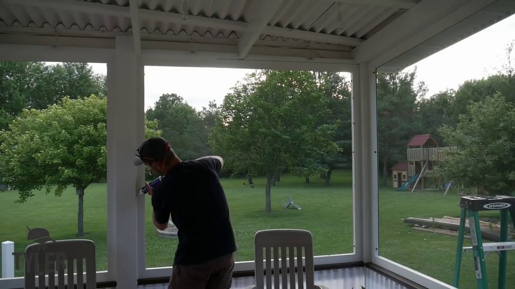 sealing screens for covered deck with caulk