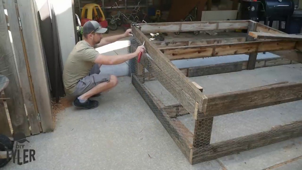 adding extra chicken wire to DIY chicken tractor roof section