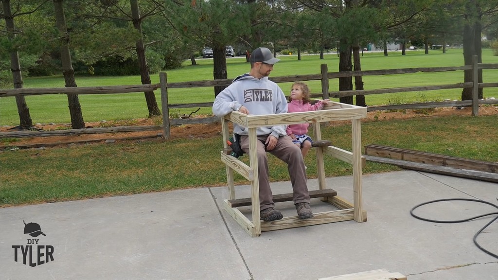 seat and footrest for diy deer stand platform