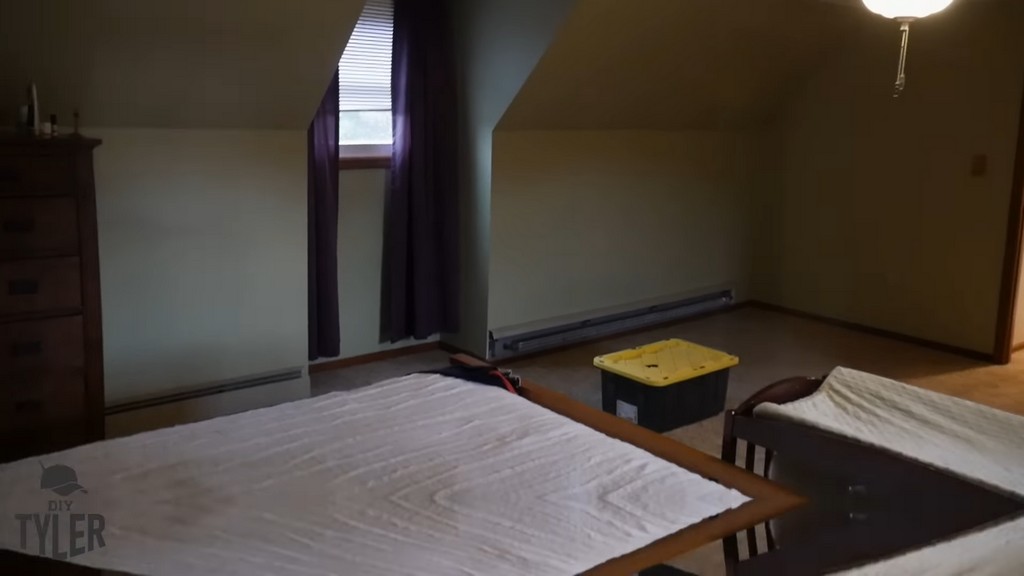 home dormer interior with baseboards