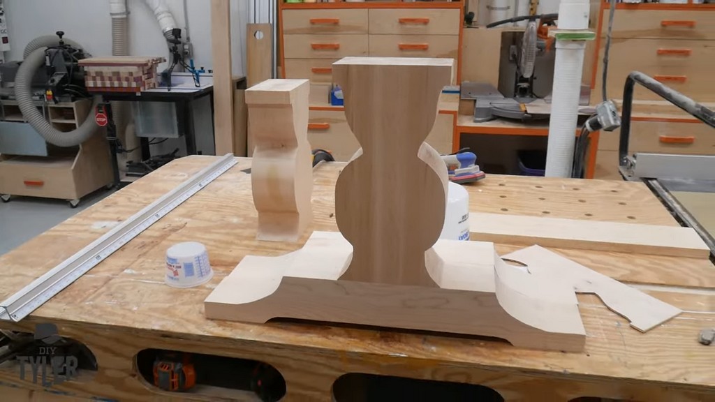 assembled vertical and based pedestal pieces