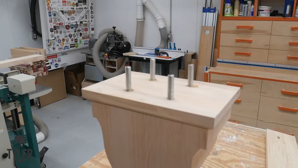 close-up of threaded dowels for top of pedestal piece